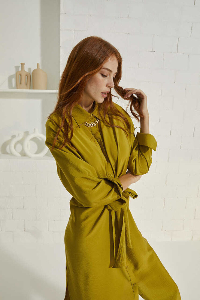 Hukka Yeşil Boydan Düğmeli Kemerli Elbise
