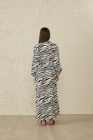 MerWish Beyaz/Siyah Zebra Yaz Elbise - Thumbnail