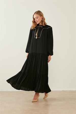 YAQA - YaQa Siyah Yaka Biyeli Püskül Elbise