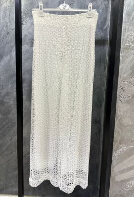 Yeşim Özcan Güpür Detaylı Pantolon BEYAZ - 1